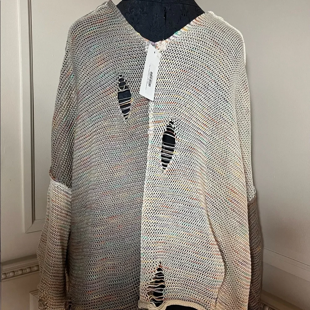 POL Sweater - Picture 2 of 5